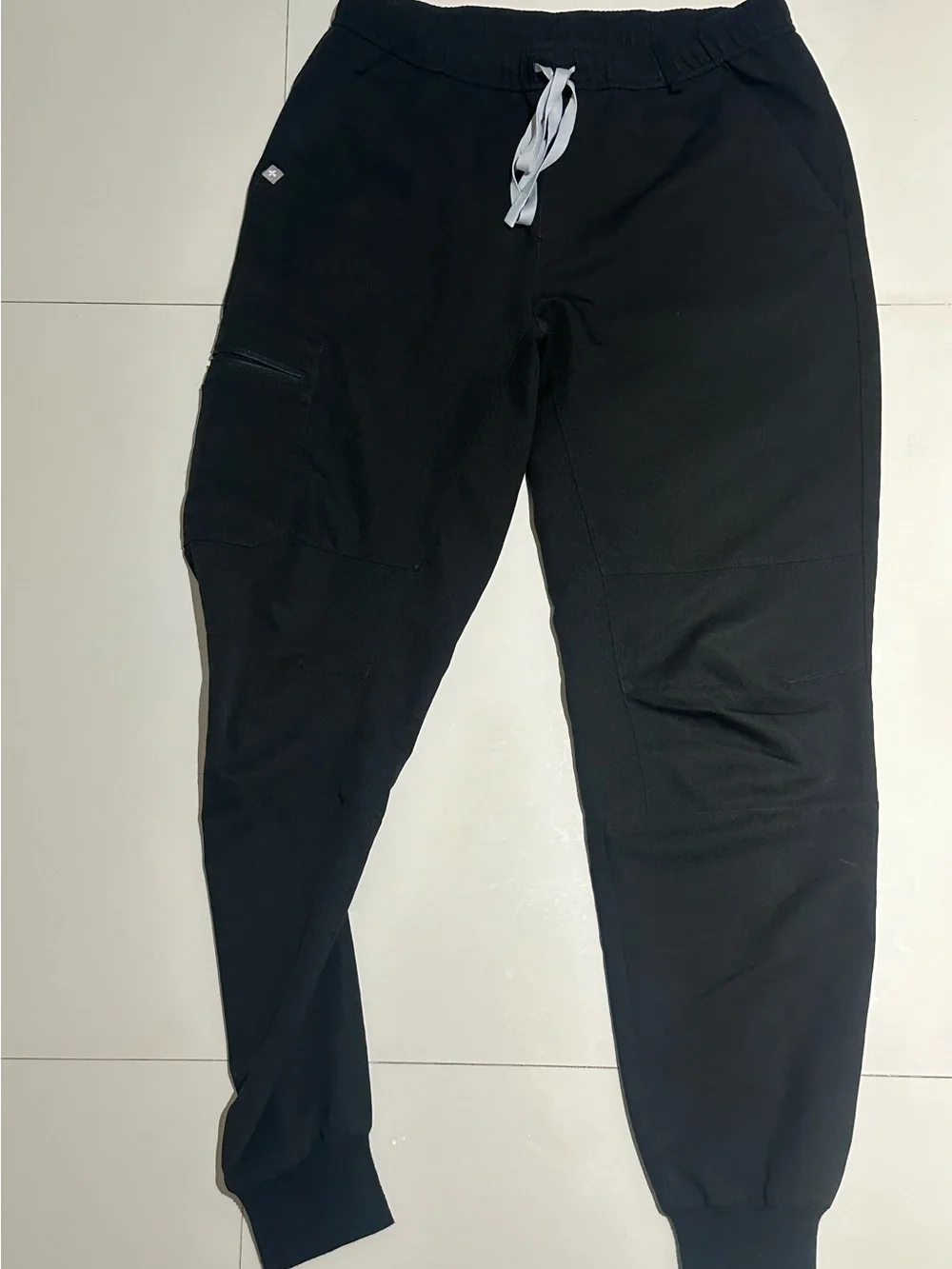 Figs Men's Technical Collection Black Jogger Pant with side pocket - Size Small